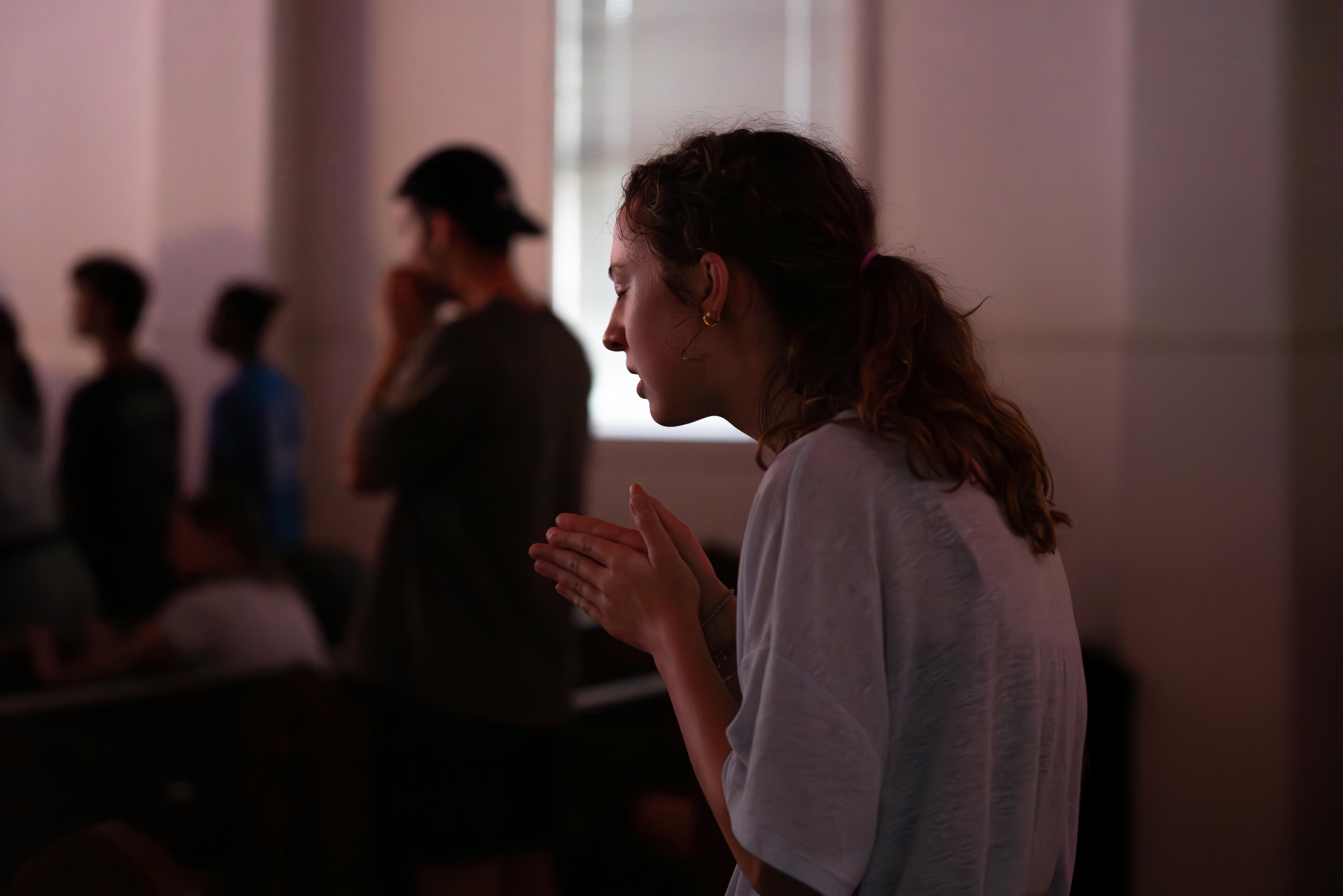 fellowship student worship